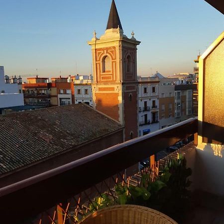 Espacio Amalia Triana Sevilha Exterior foto