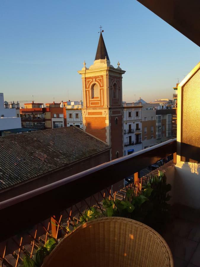 Espacio Amalia Triana Sevilha Exterior foto